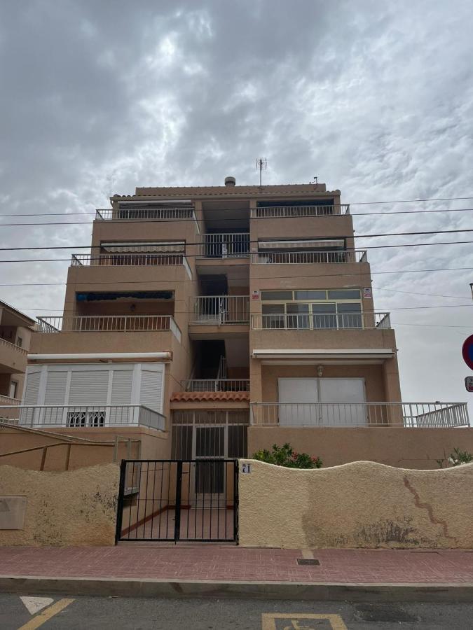 Playa De La Mata Apartment Аликанте Екстериор снимка